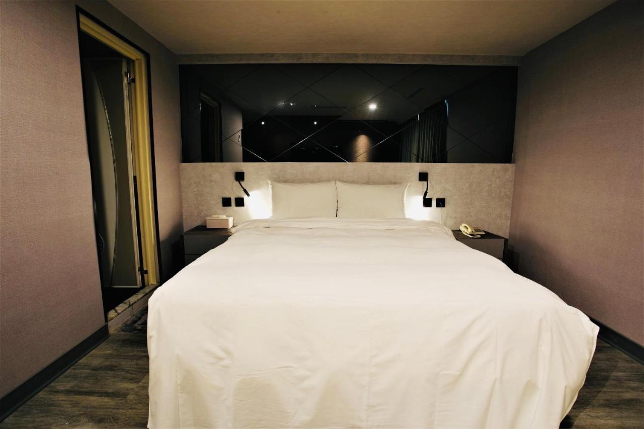 Golden Home Hotel Taipei Eksteriør billede