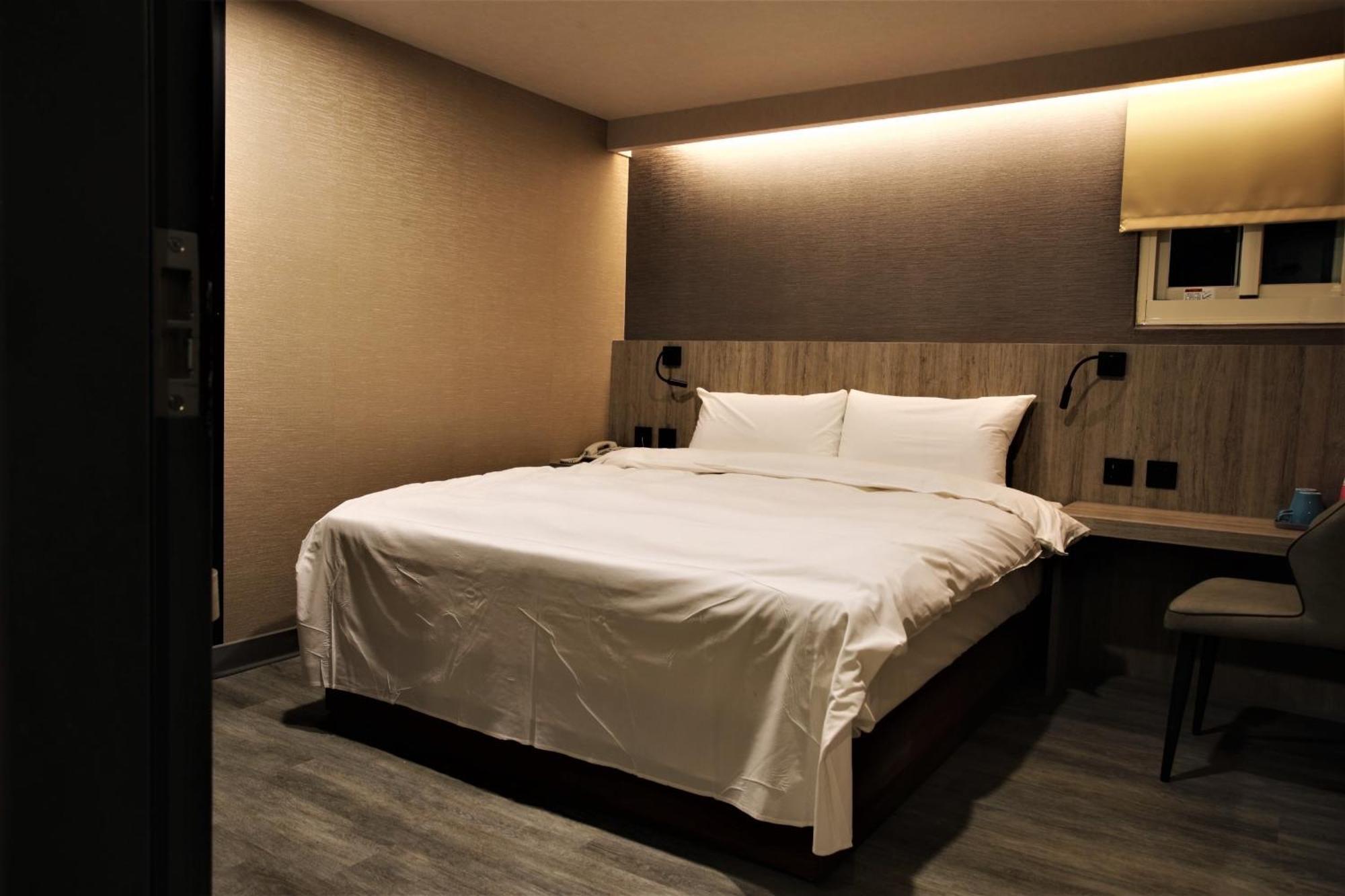 Golden Home Hotel Taipei Eksteriør billede